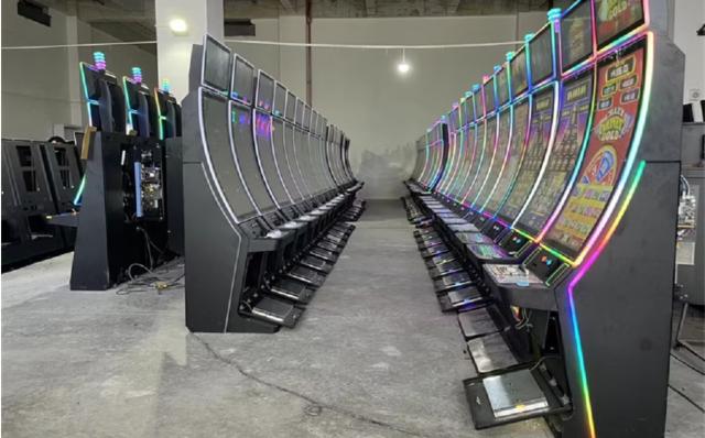 slot table game machine